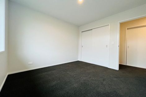 Photo of property in 25 Dumas Place, Rosehill, Papakura, 2113