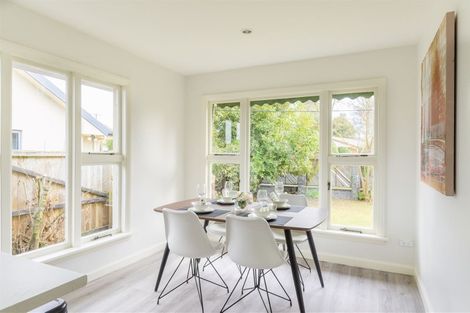 Photo of property in 27 Middlepark Road, Sockburn, Christchurch, 8042