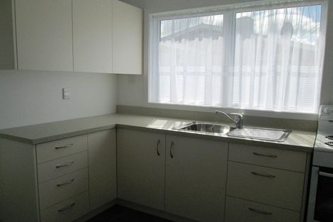 Photo of property in 4 Huia Place, Levin, 5510