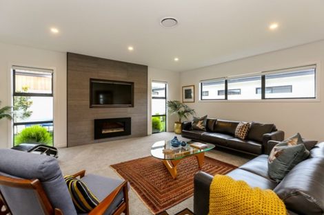 Photo of property in 3 Ryder Drive, Waiwhakaiho, New Plymouth, 4312