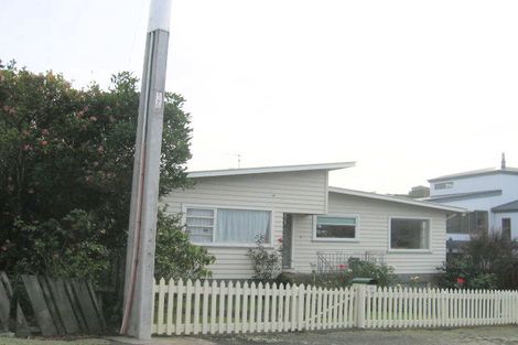 Photo of property in 43 Mana View Road, Paremata, Porirua, 5026