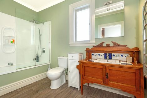 Photo of property in 166 Stout Street, Mangapapa, Gisborne, 4010