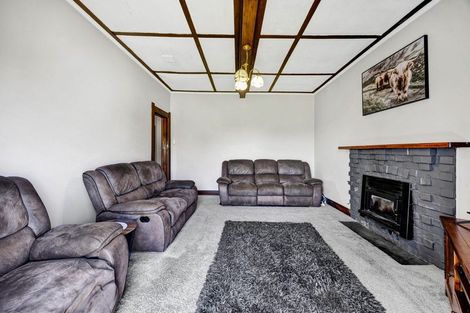 Photo of property in 12 Collins Street, Hawera, 4610