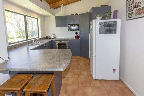 Photo of property in 233 Tatarariki Spur Road, Te Kopuru, 0391