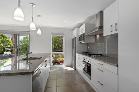 Photo of property in 3 Merwood Lane, Devonport, Auckland, 0624