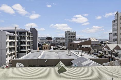 Photo of property in De Vere Apartments, 9/23 Tennyson Street, Te Aro, Wellington, 6011