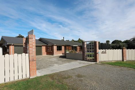 Photo of property in 10 Tui Place, Otatara, Invercargill, 9879