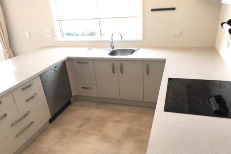 Photo of property in 41b Vivian Street, Burwood, Christchurch, 8083