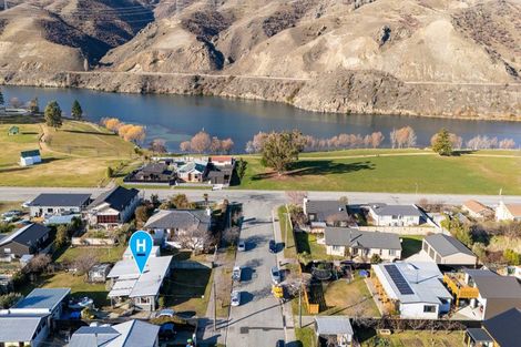 Photo of property in 11 Ortive Street, Cromwell, 9310