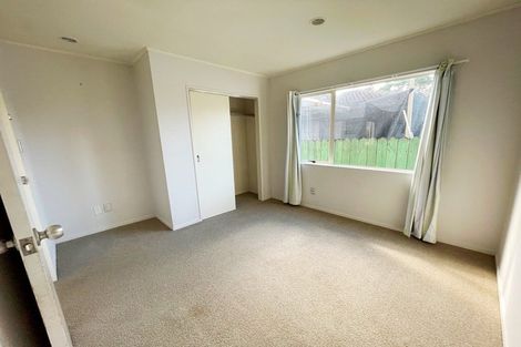 Photo of property in 10 Granville Drive, Massey, Auckland, 0614