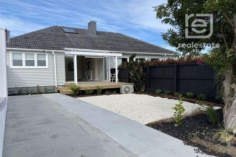 Photo of property in 70 Alverston Street, Waterview, Auckland, 1026