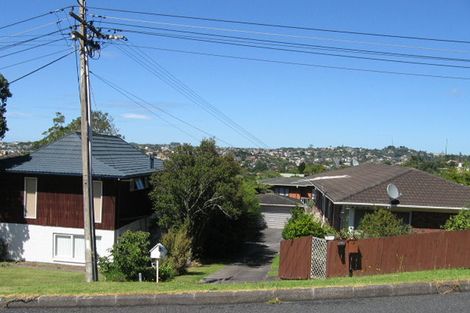 Photo of property in 2/3 Orchard Road, Browns Bay, Auckland, 0630