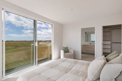 Photo of property in 10 Rehua Way, Papamoa, 3118