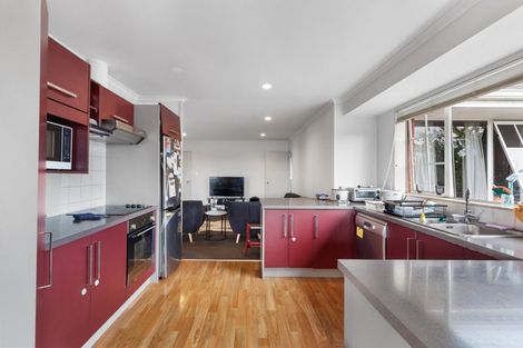 Photo of property in 14 Everton Place, Grandview Heights, Hamilton, 3200