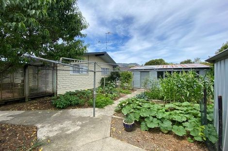Photo of property in 2 Sunbelt Crescent, Takaka, 7110