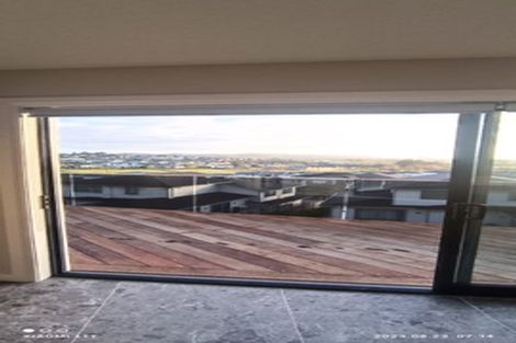 Photo of property in 82 Wainui Road, Silverdale, 0932