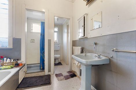 Photo of property in 27 Kawatiri Avenue, Gonville, Whanganui, 4501