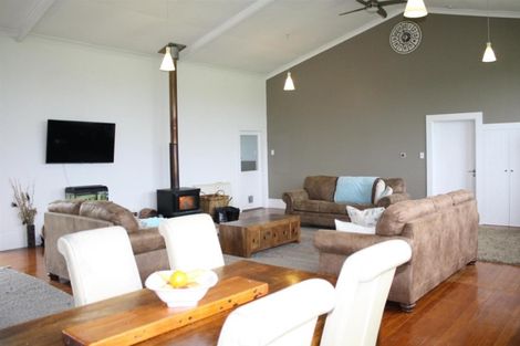 Photo of property in 916 Riverton Otautau Road, Gummies Bush, Riverton, 9883