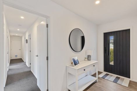 Photo of property in 21 Smith Street, Lepperton, New Plymouth, 4373