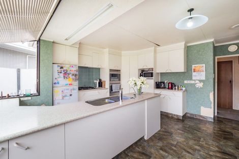 Photo of property in 29 Herbert Avenue, Cloverlea, Palmerston North, 4412
