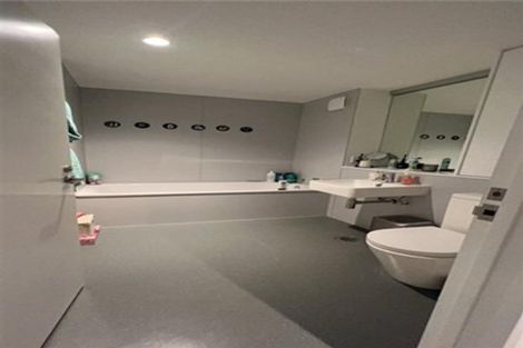 Photo of property in 383 Adelaide Road, Newtown, Wellington, 6021