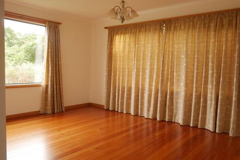Photo of property in 45 Maungaraki Road, Korokoro, Lower Hutt, 5012