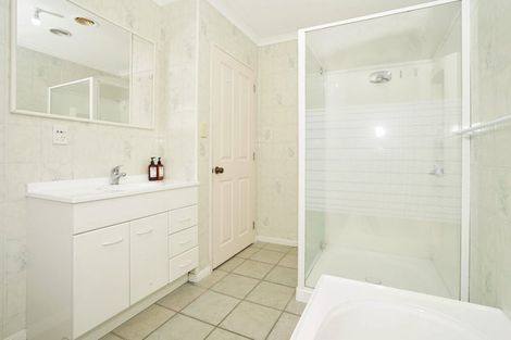 Photo of property in 44 Bramley Drive, Rototuna, Hamilton, 3210