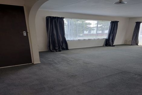Photo of property in 42 Acacia Street, Kelvin Grove, Palmerston North, 4414