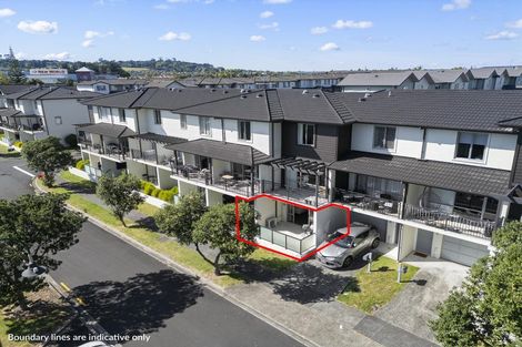 Photo of property in 1/15 Waihi Way, East Tamaki, Auckland, 2013