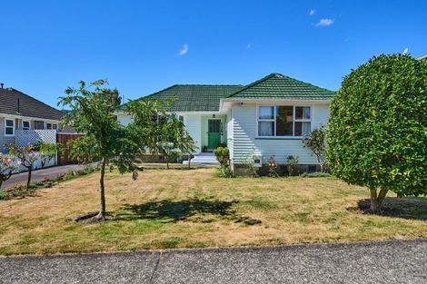 Photo of property in 2a Argyle Grove, Trentham, Upper Hutt, 5018