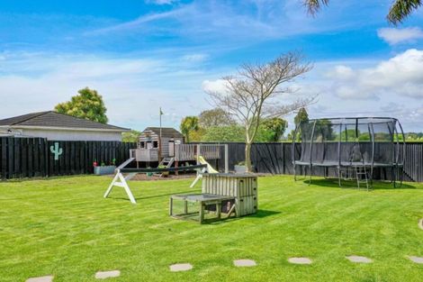 Photo of property in 7 Konini Place, Edgecumbe, 3120