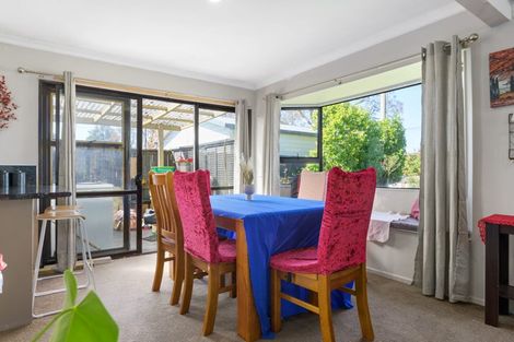 Photo of property in 18 Livingstone Avenue, Nawton, Hamilton, 3200