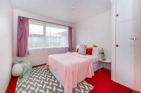 Photo of property in 32 Woodbury Street, Avonhead, Christchurch, 8042