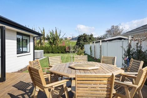 Photo of property in 6 Vantage Place, Omokoroa, 3114