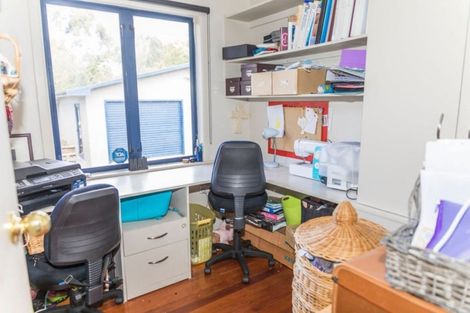 Photo of property in 19 Smith Street, Dannevirke, 4930