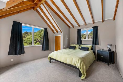 Photo of property in 2/30 Lagoon Way, West Harbour, Auckland, 0618