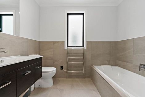 Photo of property in 30 Kauri Heart Avenue, Takanini, 2112