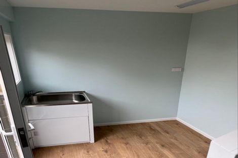 Photo of property in 2/75 Tramway Road, Beach Haven, Auckland, 0626