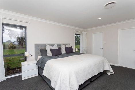 Photo of property in 12 Totaramahonga Road, Dannevirke, 4972