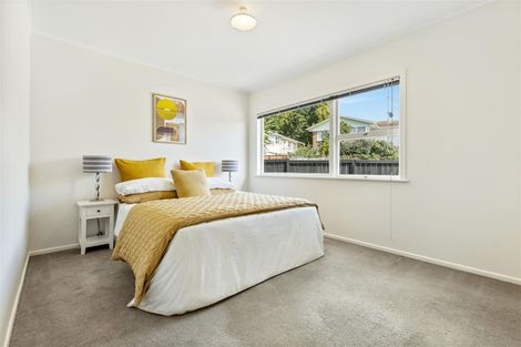 Photo of property in 2 Talavera Place, Te Atatu South, Auckland, 0602