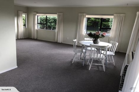 Photo of property in 104 Tutere Street, Waikanae Beach, Waikanae, 5036