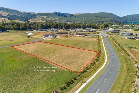 Photo of property in 4 Ribbonwood Lane, Kinloch, Taupo, 3377