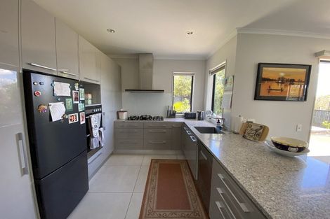 Photo of property in 10 Mauku Lane, Greenhithe, Auckland, 0632
