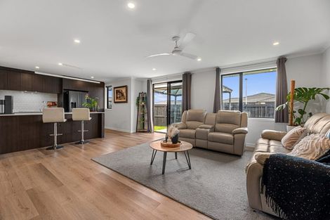 Photo of property in 1 Nursery Lane, Papamoa, 3118