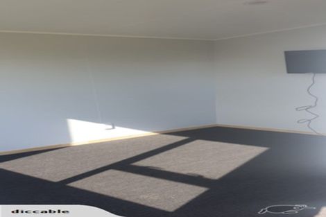 Photo of property in 3 Kamahi Street, Castlecliff, Whanganui, 4501
