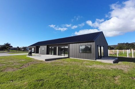 Photo of property in 307 Matarangi Drive, Matarangi, Whitianga, 3592