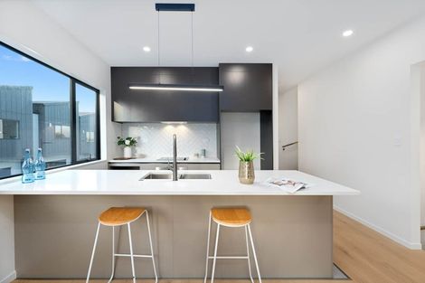 Photo of property in 64a Triangle Road, Massey, Auckland, 0614