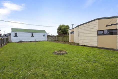 Photo of property in 37 Grey Street, Normanby, Hawera, 4614