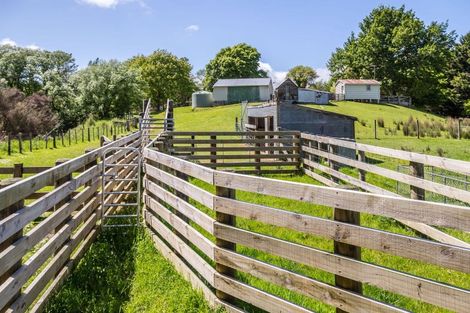 Photo of property in 490 Ngaumu Road, Ngaumu, Masterton, 5890