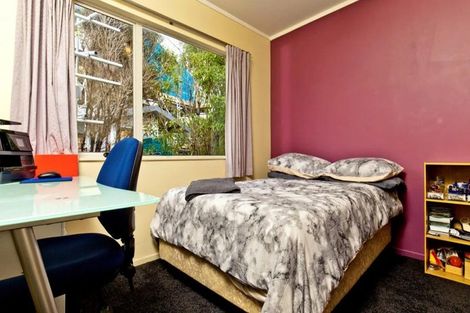 Photo of property in 13a Becroft Drive, Forrest Hill, Auckland, 0620